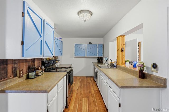 8732 Kinch Road, Jackson, MI 49201