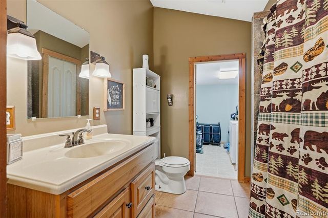 8732 Kinch Road, Jackson, MI 49201