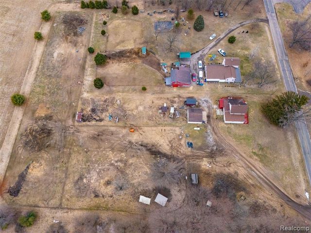 8732 Kinch Road, Jackson, MI 49201