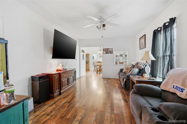 8732 Kinch Road, Jackson, MI 49201