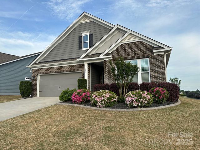 112 Canada Drive, Statesville, NC 28677