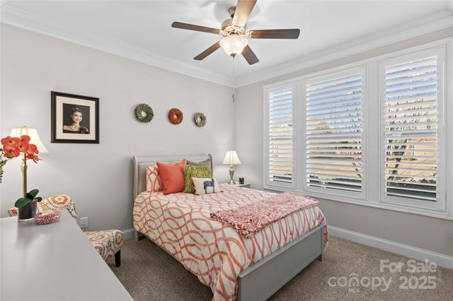 112 Canada Drive, Statesville, NC 28677