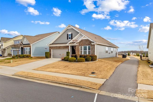 112 Canada Drive, Statesville, NC 28677