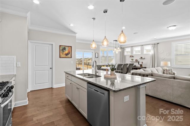 112 Canada Drive, Statesville, NC 28677