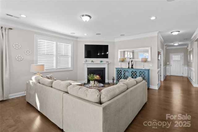 112 Canada Drive, Statesville, NC 28677