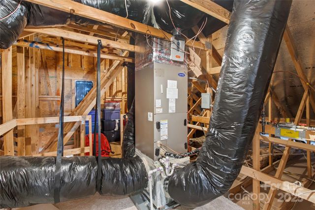 112 Canada Drive, Statesville, NC 28677