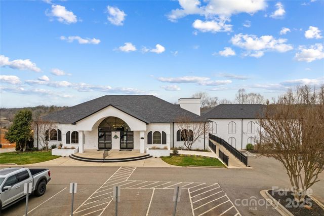 112 Canada Drive, Statesville, NC 28677