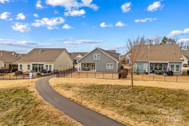 112 Canada Drive, Statesville, NC 28677