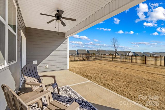 112 Canada Drive, Statesville, NC 28677