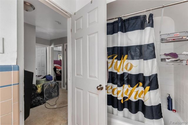 18250 Sorrento Street, Detroit, MI 48235