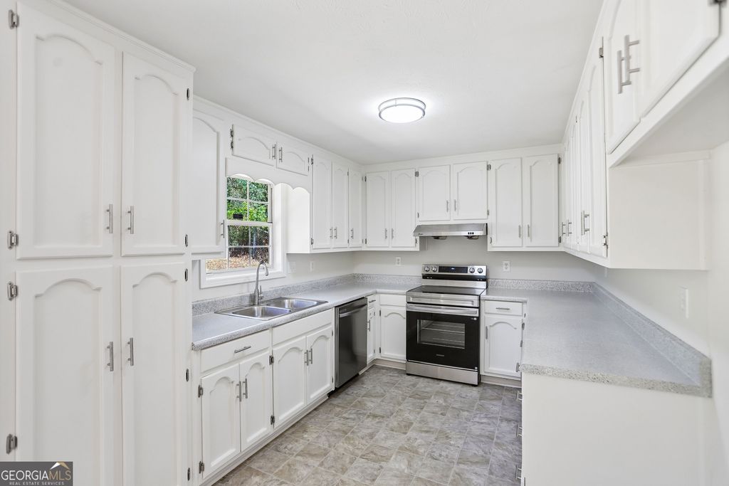 4051 Megan Road, Duluth, GA 30096 — photo 2
