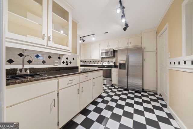 518 High Point North Road, Macon, GA 31210