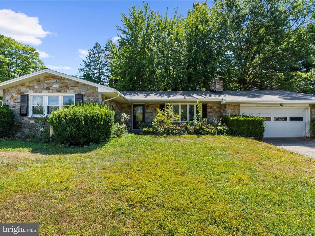 225 ROSE AVE, Westminster, MD 21157