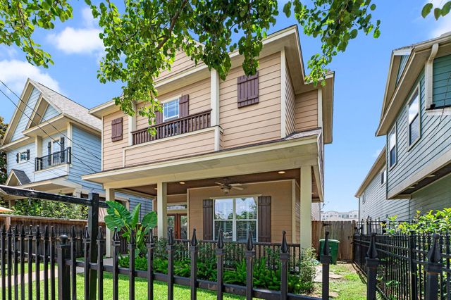 1448 Nashua Street B, Houston, TX 77008
