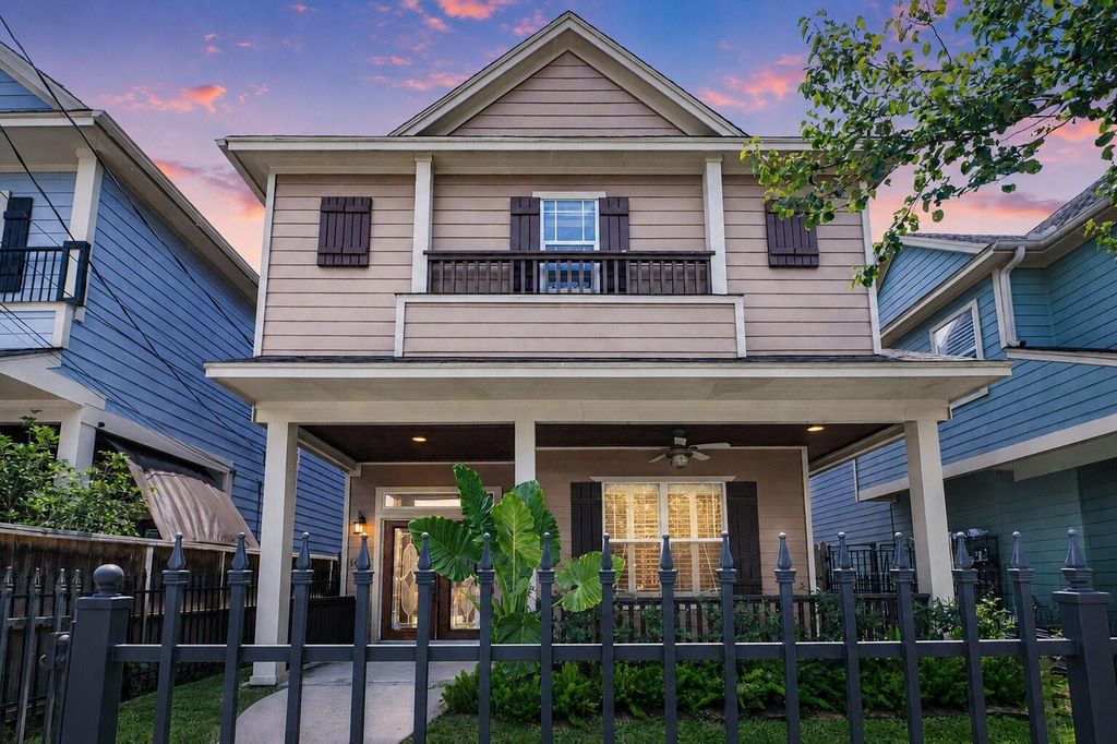 1448 Nashua Street B, Houston, TX 77008