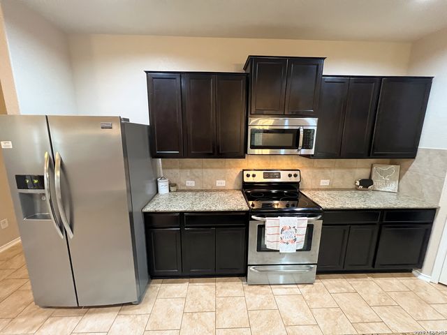 1713 London Blue, San Antonio, TX 78245