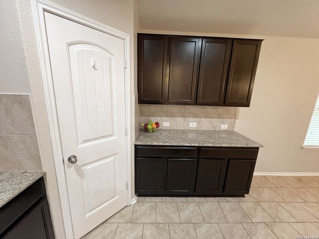 1713 London Blue, San Antonio, TX 78245