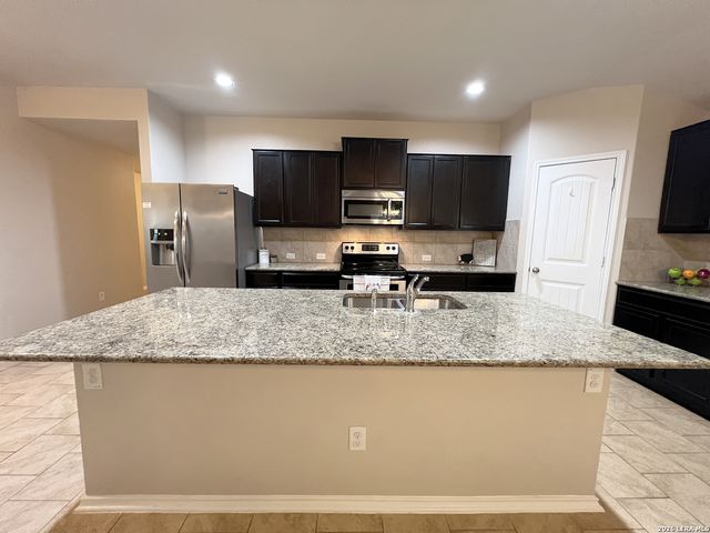 1713 London Blue, San Antonio, TX 78245