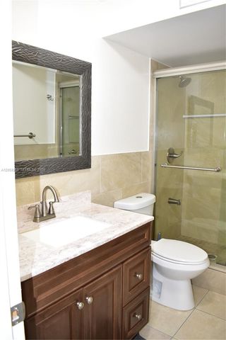 9320 Sunrise Lakes Blvd 303, Sunrise, FL 33322