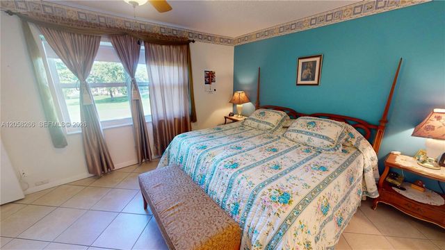 9320 Sunrise Lakes Blvd 303, Sunrise, FL 33322