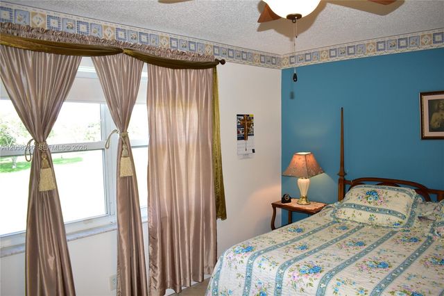 9320 Sunrise Lakes Blvd 303, Sunrise, FL 33322
