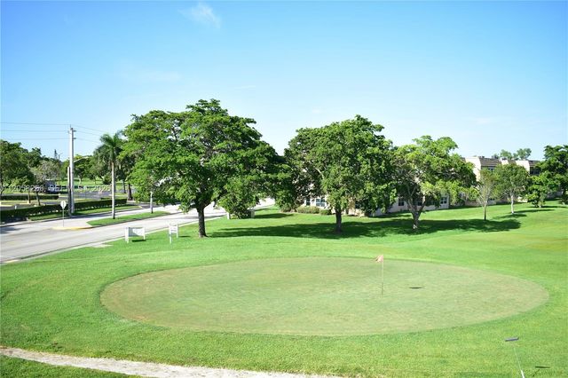 9320 Sunrise Lakes Blvd 303, Sunrise, FL 33322