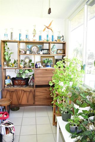 9320 Sunrise Lakes Blvd 303, Sunrise, FL 33322