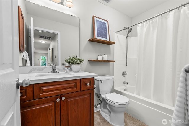 11124 63rd Avenue NW, Gig Harbor, WA 98332