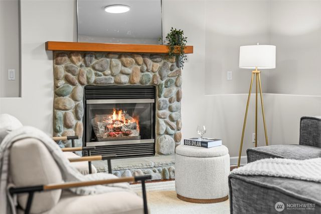 11124 63rd Avenue NW, Gig Harbor, WA 98332