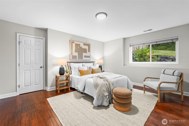 11124 63rd Avenue NW, Gig Harbor, WA 98332