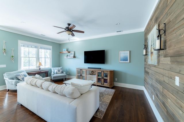 115 Wappoo Landing Circle, Charleston, SC 29412