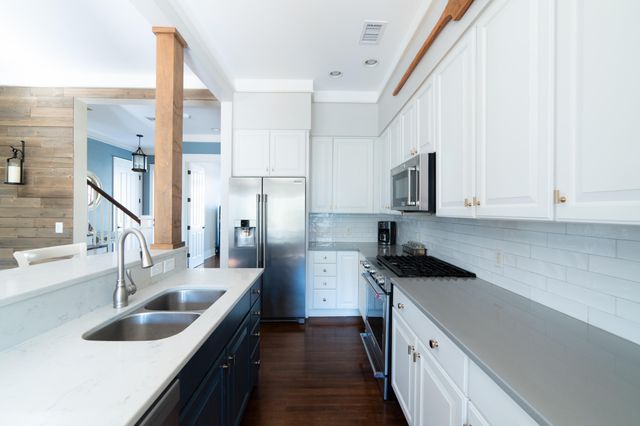 115 Wappoo Landing Circle, Charleston, SC 29412