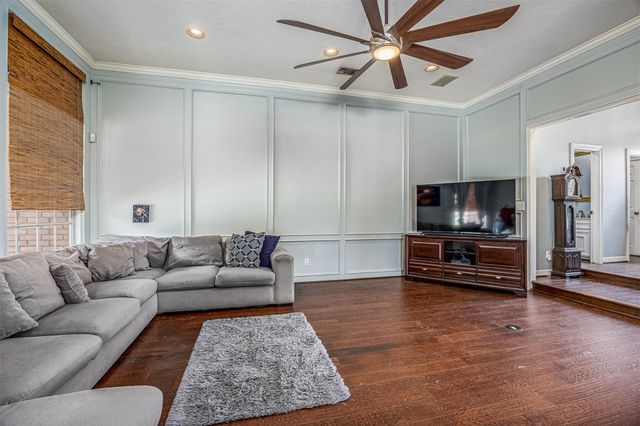 419 Oak Haven Street, Baytown, TX 77520