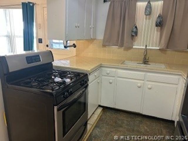 661 12th Avenue NW, Ardmore, OK 73401