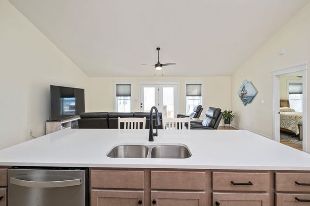 142 LINDBURGH DR, Waynesboro, VA 22980