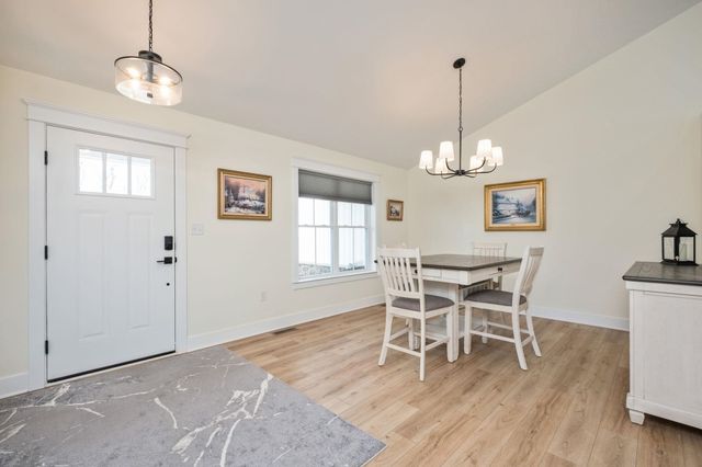 142 LINDBURGH DR, Waynesboro, VA 22980