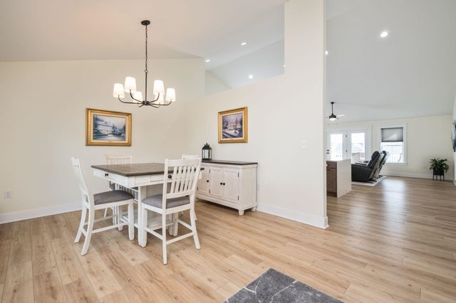 142 LINDBURGH DR, Waynesboro, VA 22980