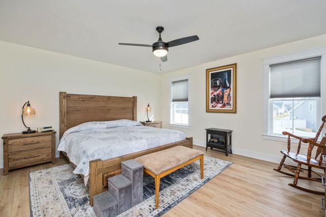 142 LINDBURGH DR, Waynesboro, VA 22980