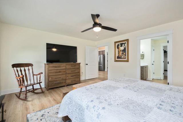 142 LINDBURGH DR, Waynesboro, VA 22980