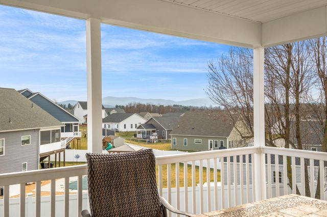 142 LINDBURGH DR, Waynesboro, VA 22980