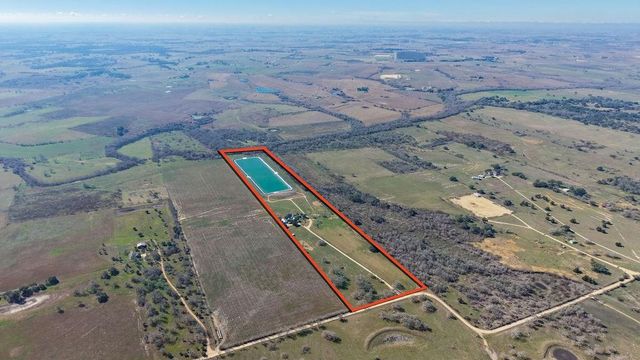 3635 County Road 265, Moulton, TX 77975
