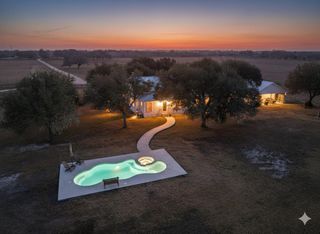 3635 County Road 265, Moulton, TX 77975