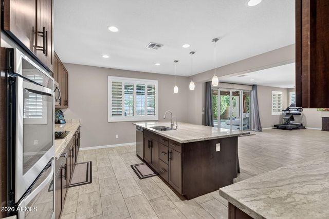 3141 N LOMA Vista, Mesa, AZ 85213