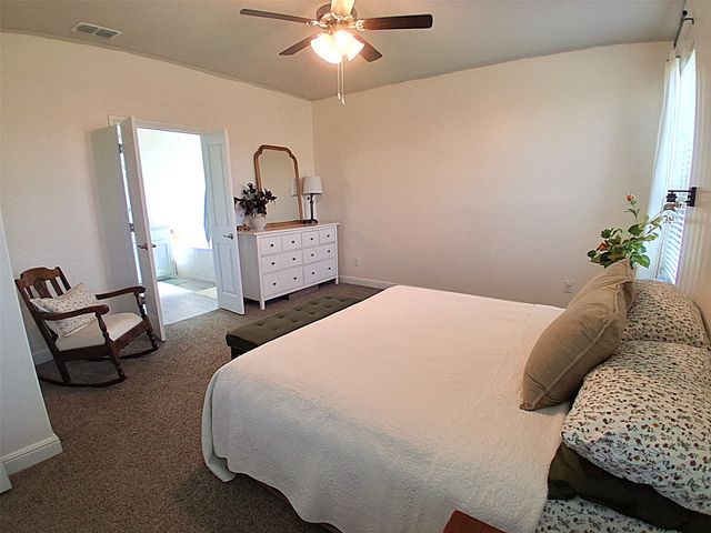 309 Clayton Street, Glenn Heights, TX 75154