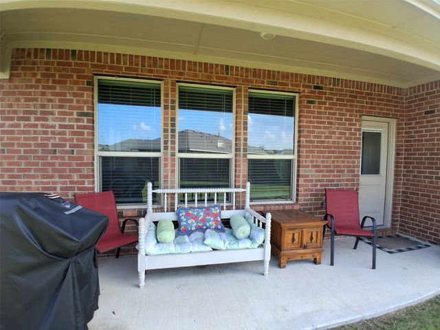 309 Clayton Street, Glenn Heights, TX 75154