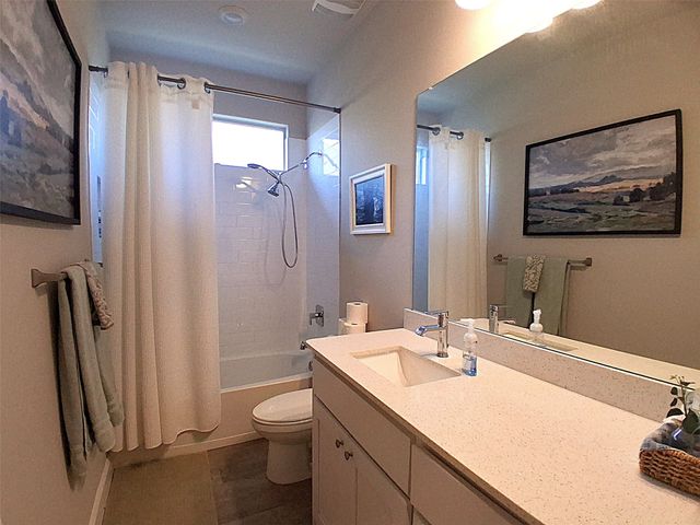 309 Clayton Street, Glenn Heights, TX 75154