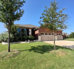 309 Clayton Street, Glenn Heights, TX 75154