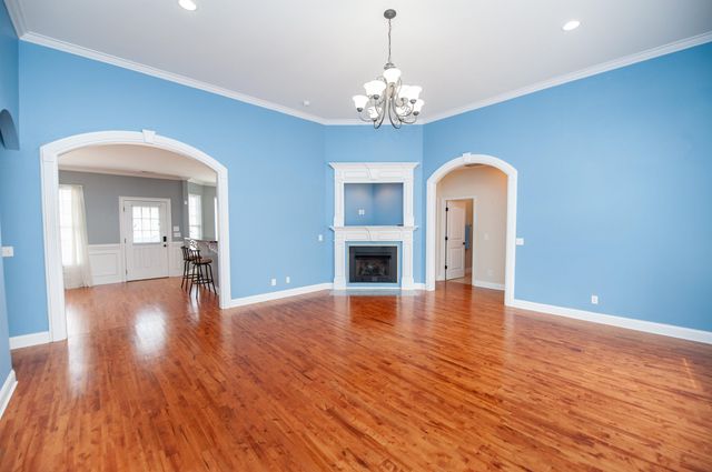 715 Tudor Lane, Boiling Springs, SC 29316