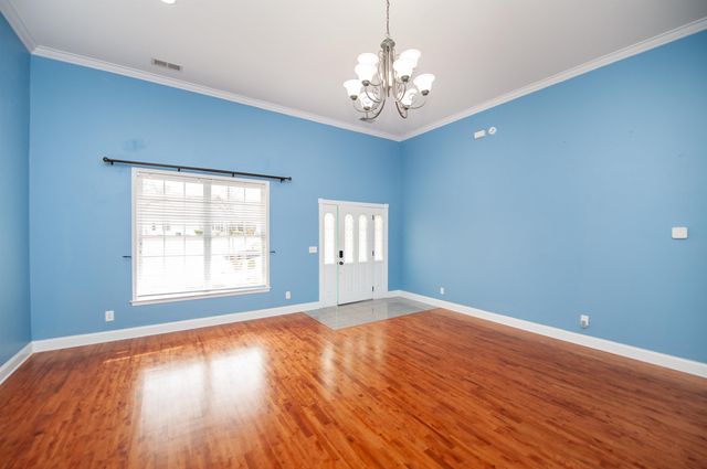 715 Tudor Lane, Boiling Springs, SC 29316