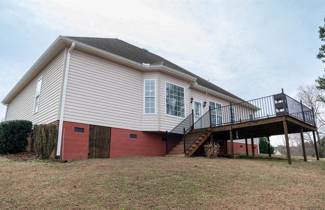 715 Tudor Lane, Boiling Springs, SC 29316